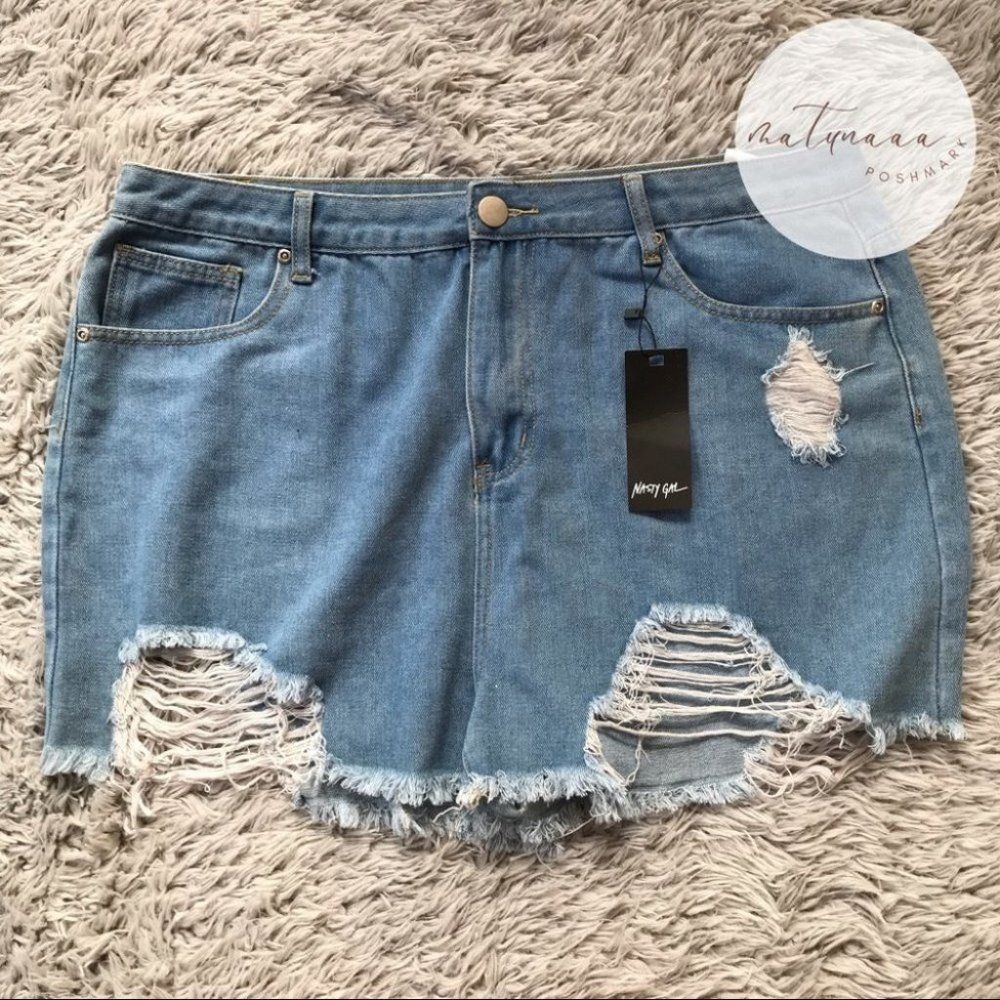 Nasty Gal Plus High Waist Distressed Mom Denim Short